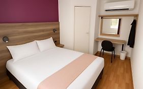 Fasthotel Limoges Nord - Fh Confort